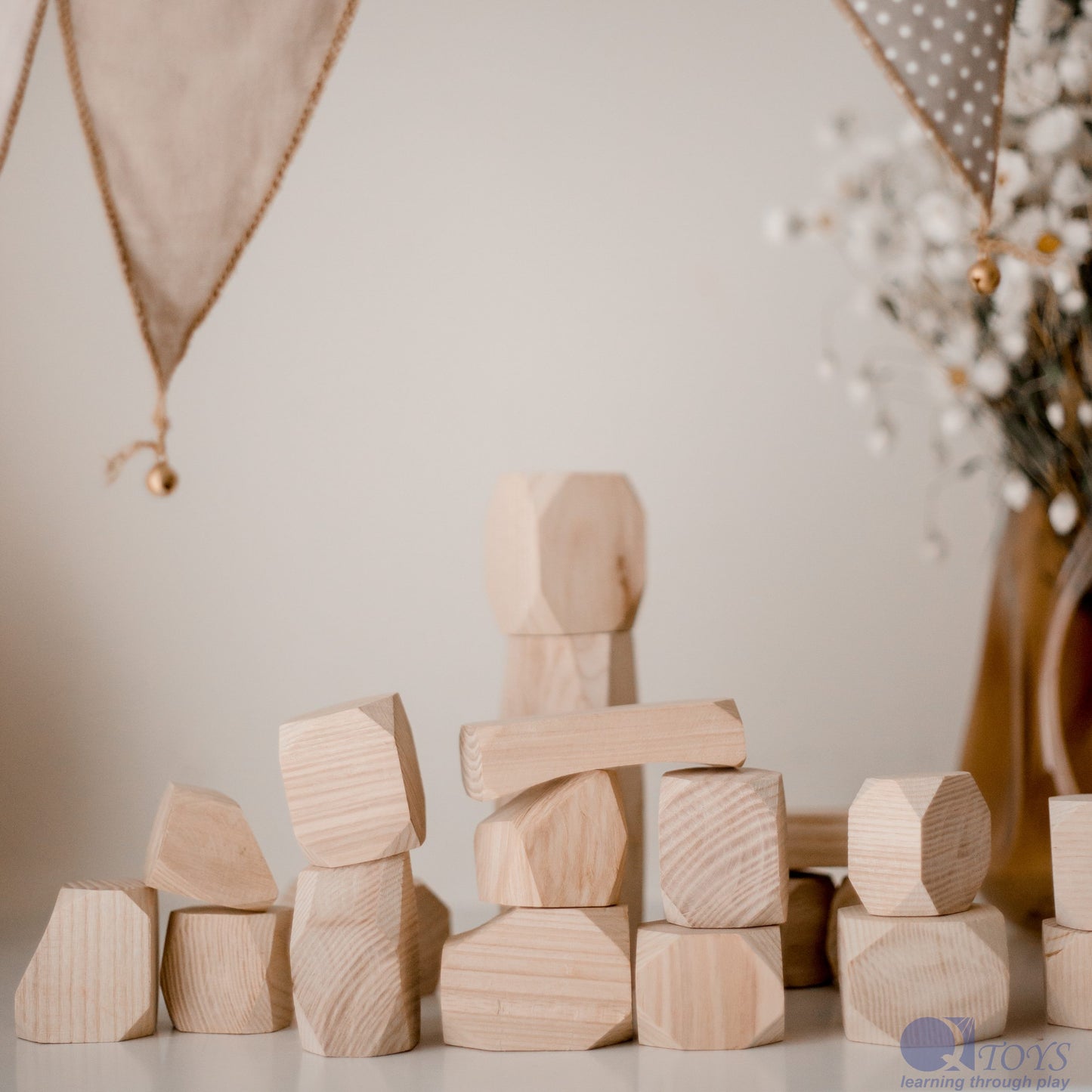 Jumbo Stacking Gems - 50 Pcs