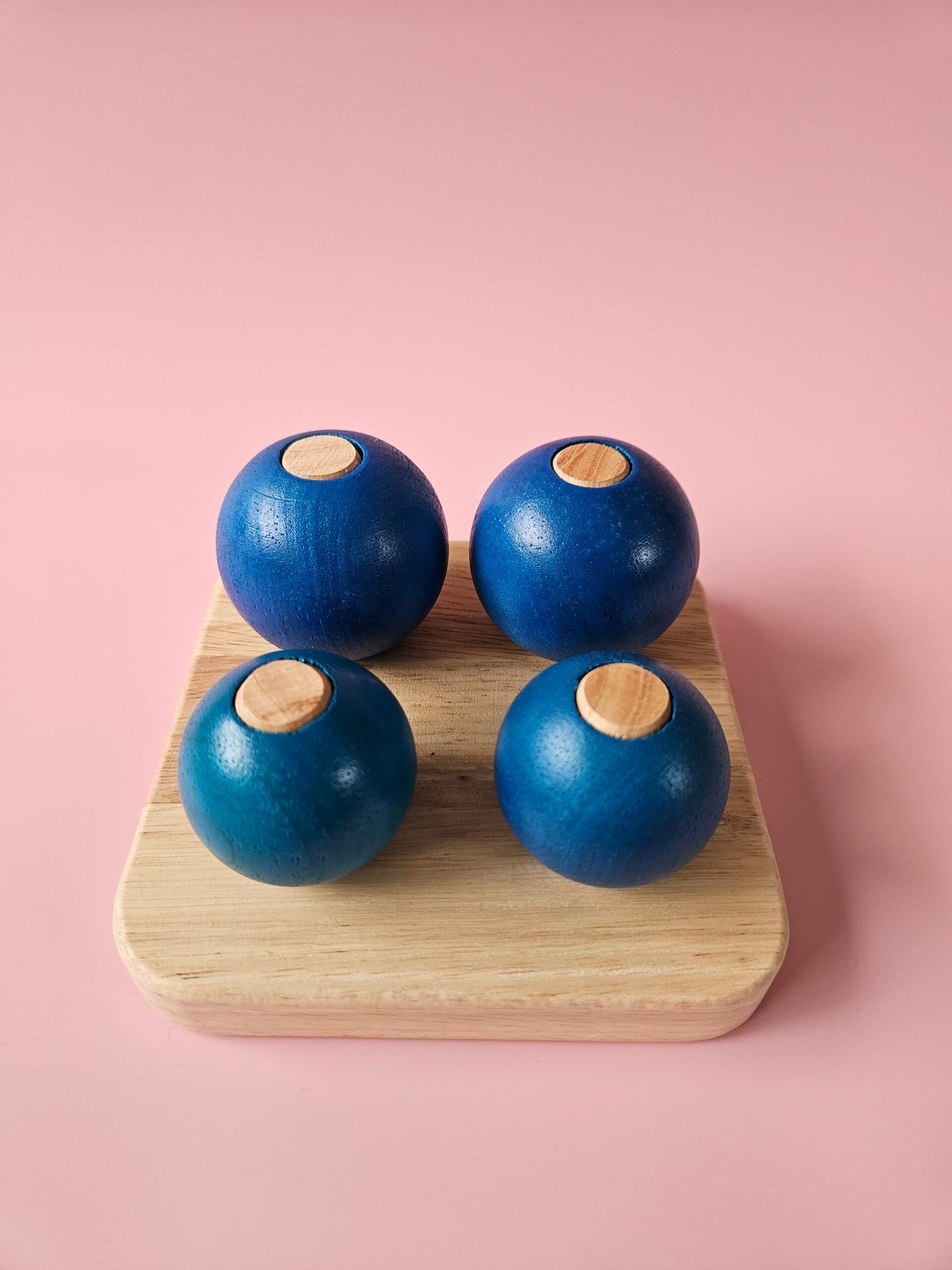 Balls on Pegs Set