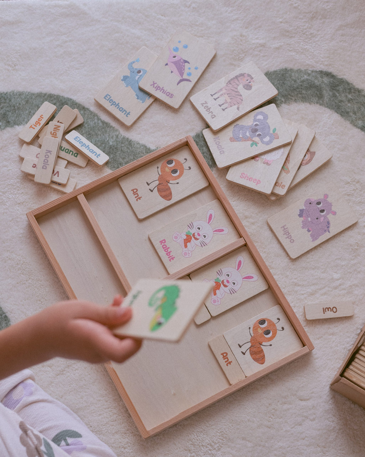 Montessori Tray & Animal Learning Set – product image 2