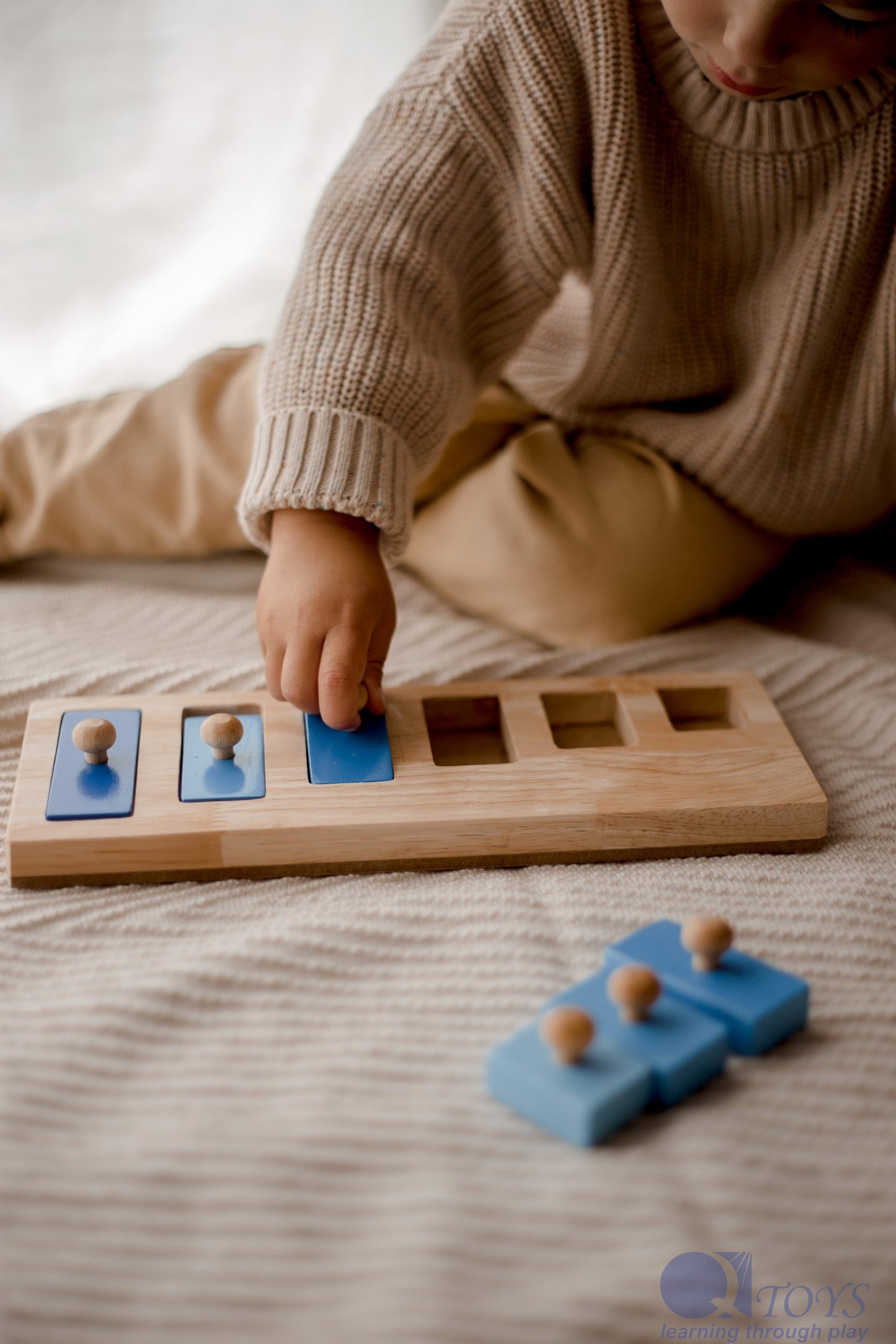 Short-Tall Knob Puzzle