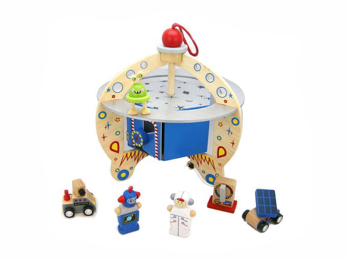 Wooden Flying Saucer Space Adventure Play Set