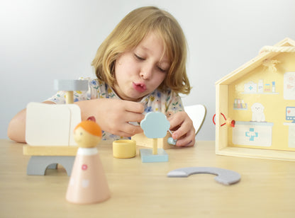Wooden Portable Vet Hospital Pretend Play Set