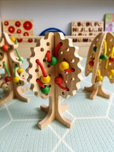 Wooden Lacing Trees – Set of 3